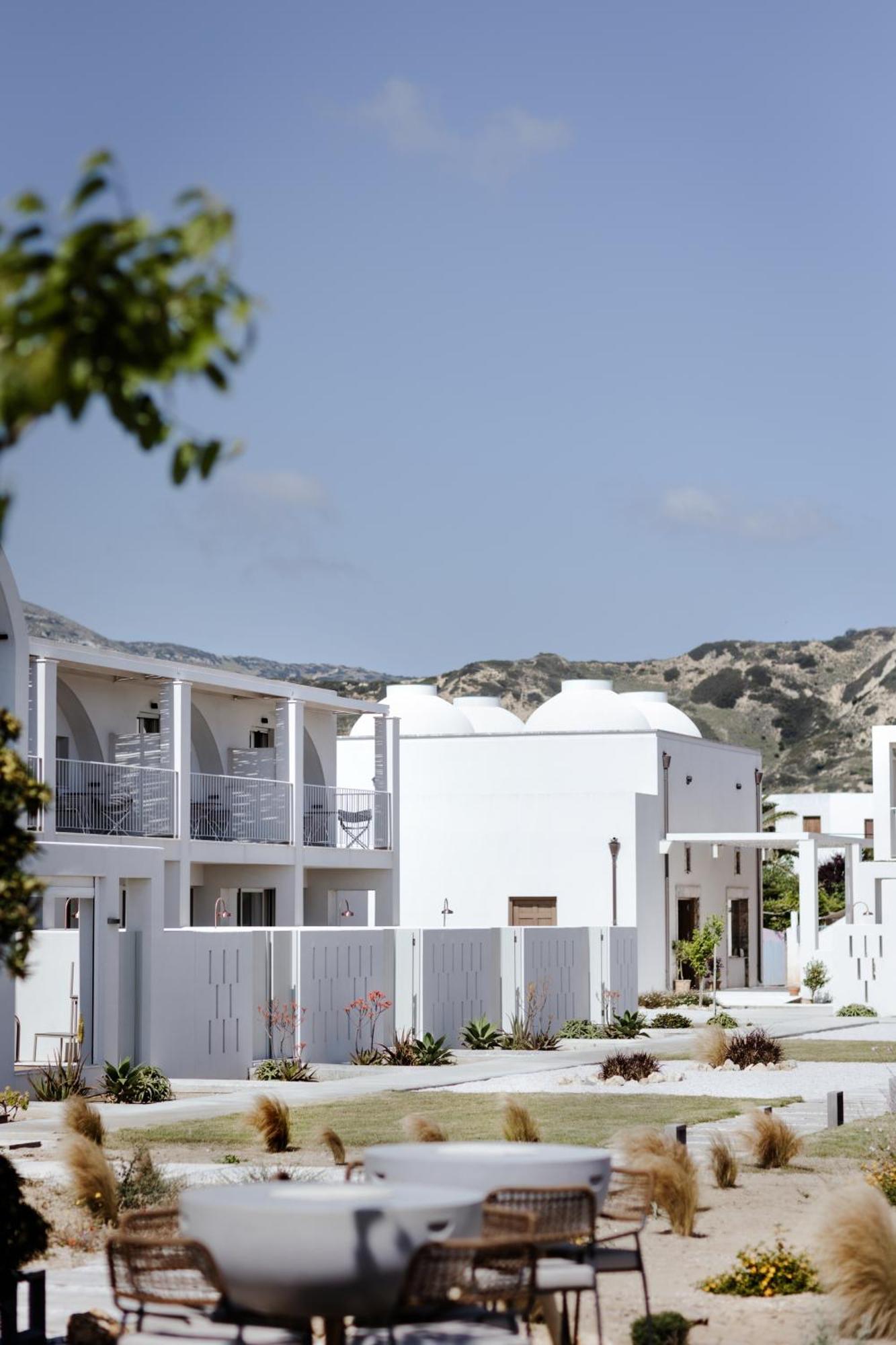 Alero Seaside Skyros Resort Exterior foto